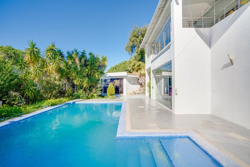 8 Cuarto Villa en venta