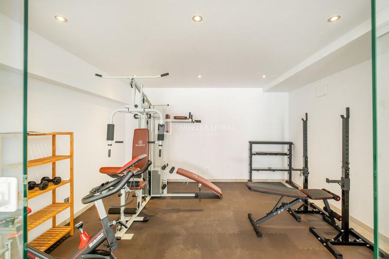 5 bedroom Villa for sale