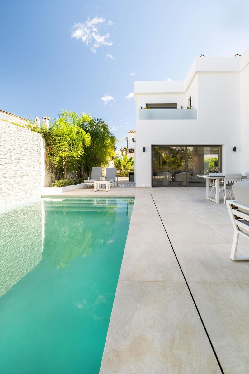 5 bedroom Villa for sale