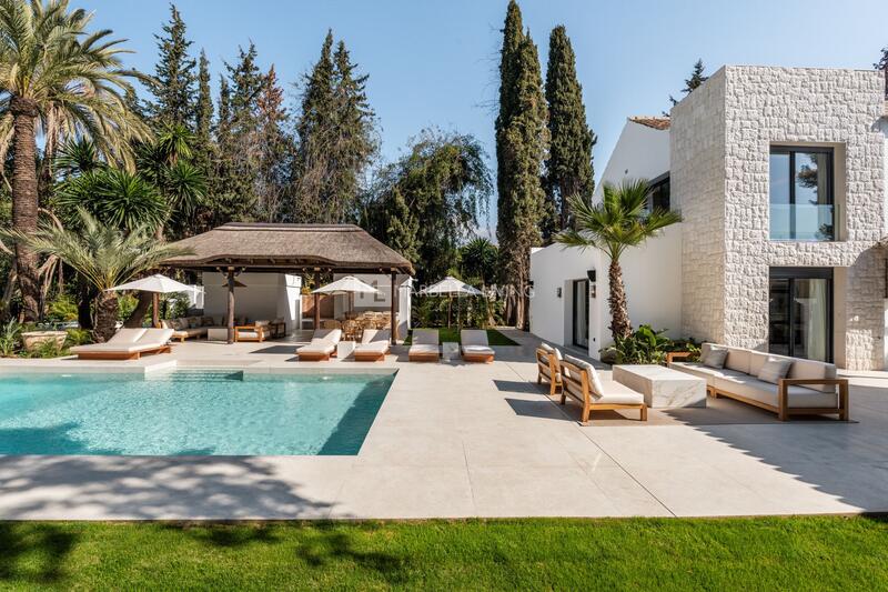 5 bedroom Villa for sale