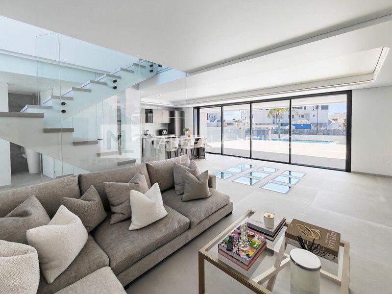 4 bedroom Villa for sale