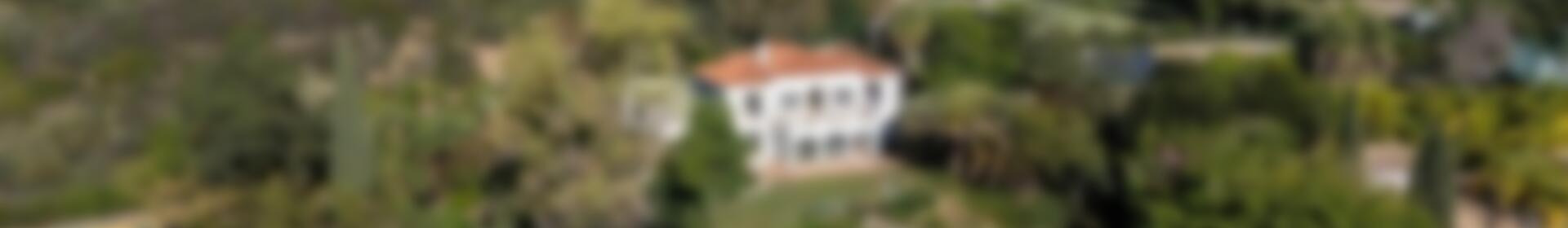 5 спальная комната вилла продается