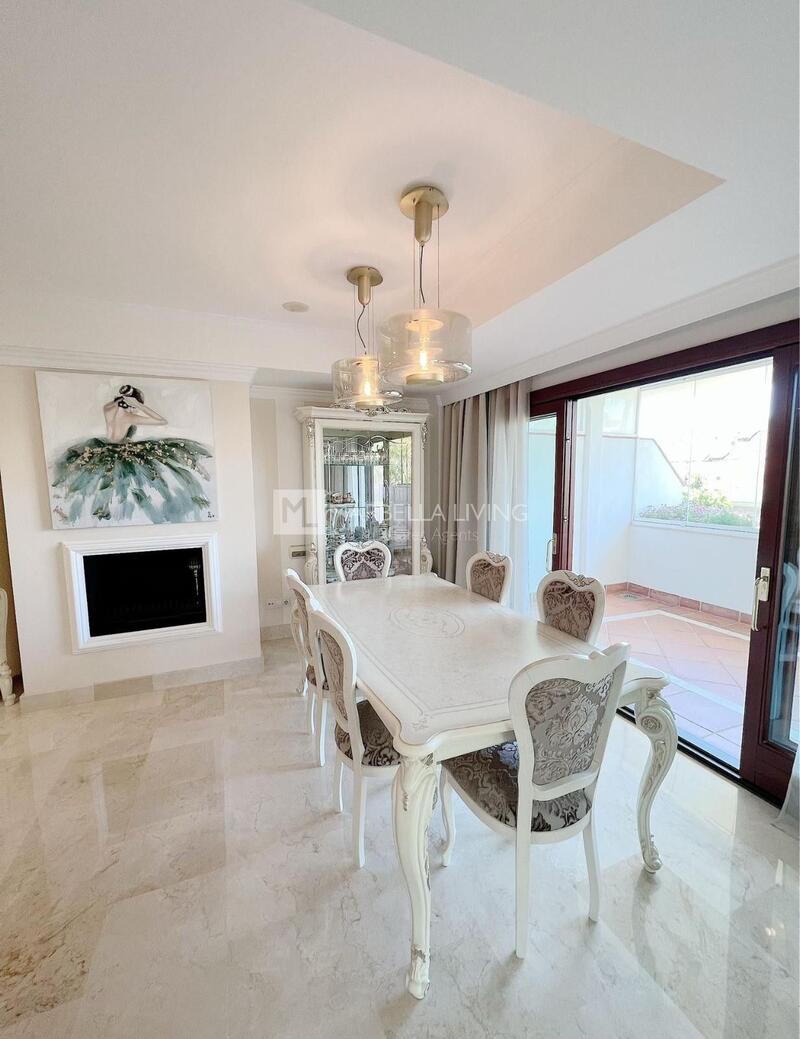 3 bedroom Apartment for sale