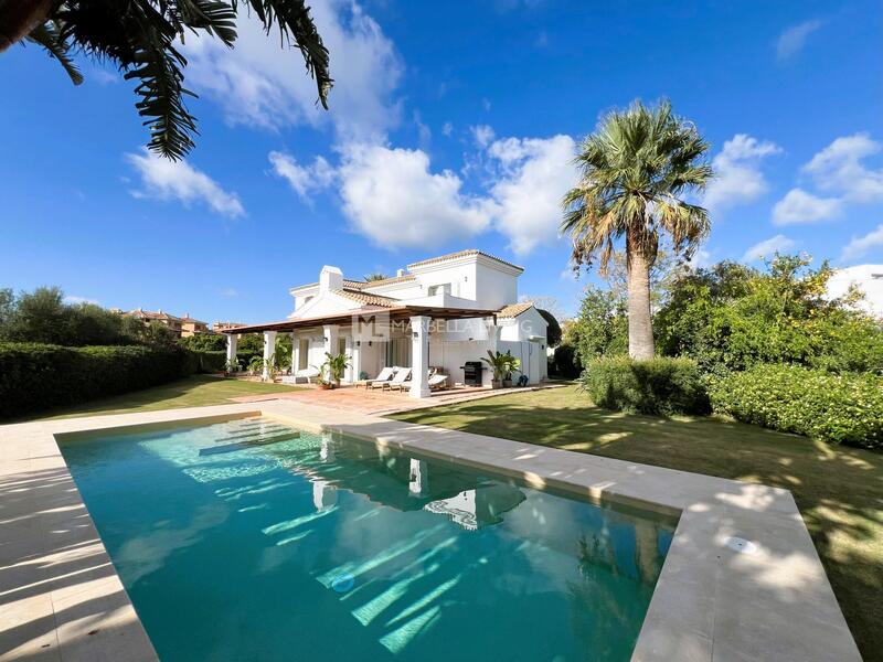 Villa for sale in Sotogrande, Cádiz