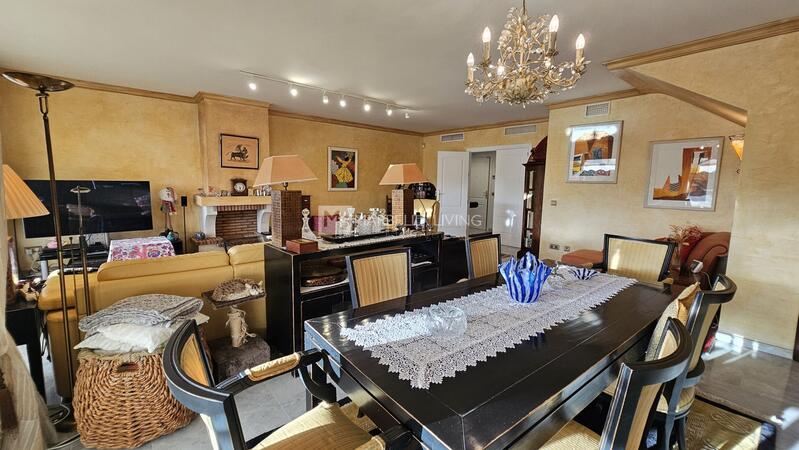 4 chambre Appartement à vendre