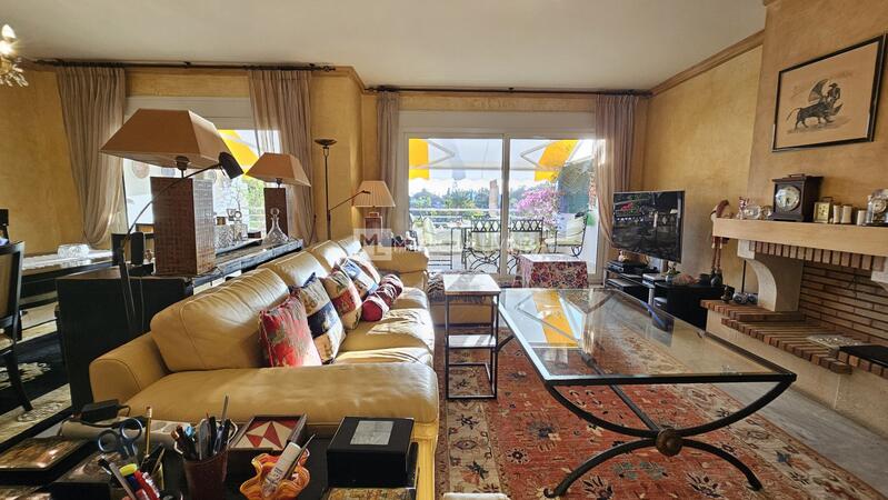 4 chambre Appartement à vendre