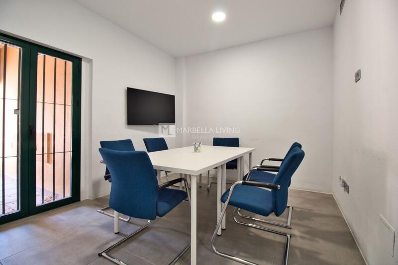 2 bedroom Commercial Property for Long Term Rent
