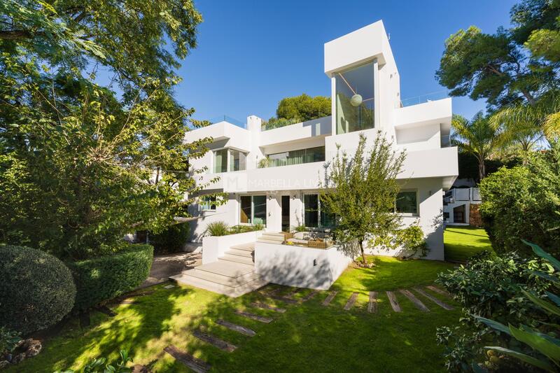 6 soveværelse Villa til salg