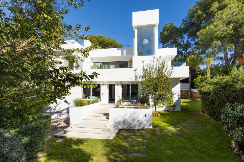 6 soveværelse Villa til salg
