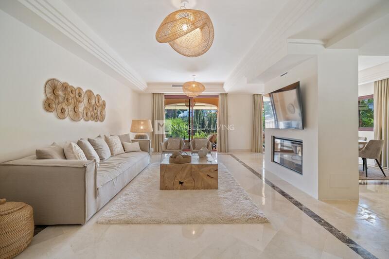 Villa til salg i Puerto Banus, Málaga