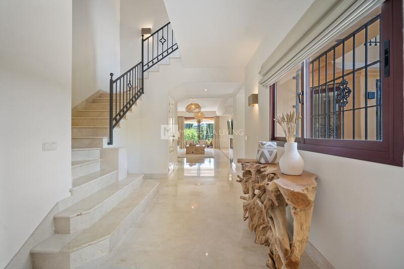 5 bedroom Villa for sale