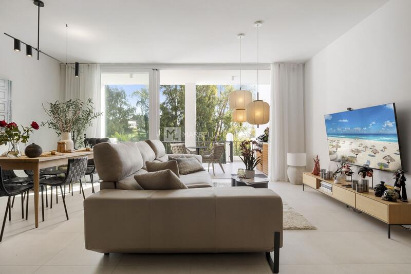 4 bedroom Townhouse for sale