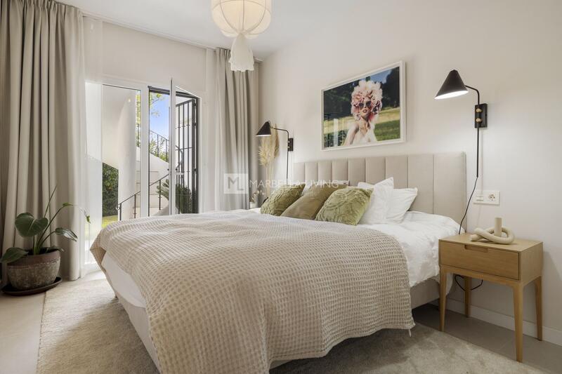 4 bedroom Townhouse for sale