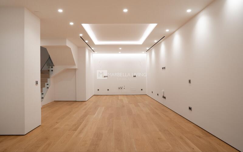 4 bedroom Apartment for sale