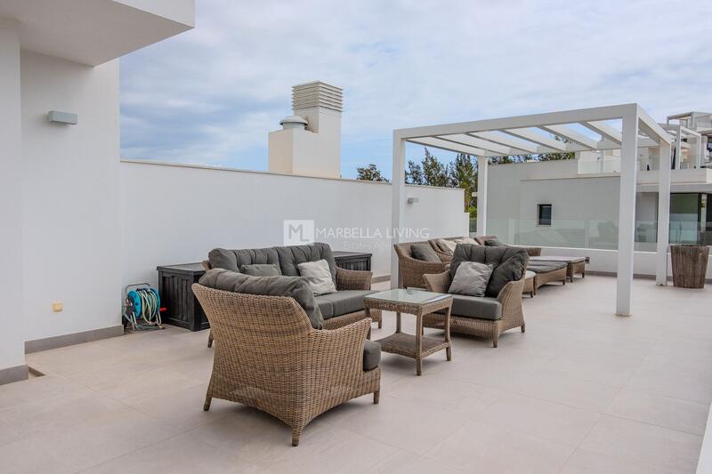 Duplex für Kurzzeitmiete in Estepona, Málaga