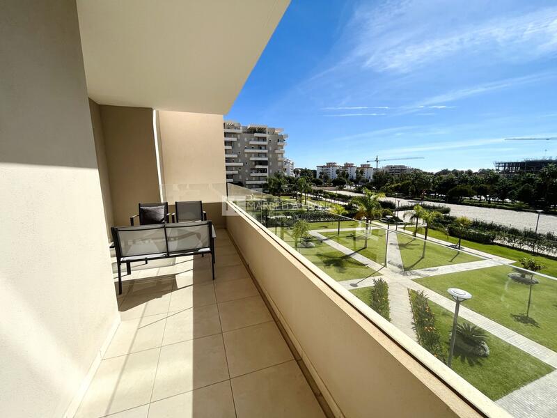 3 bedroom Apartment for Long Term Rent