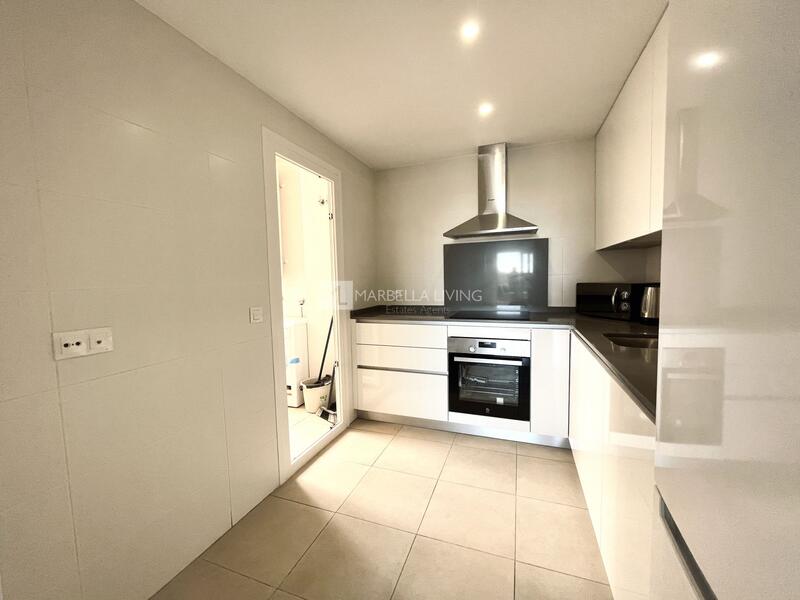 3 bedroom Apartment for Long Term Rent