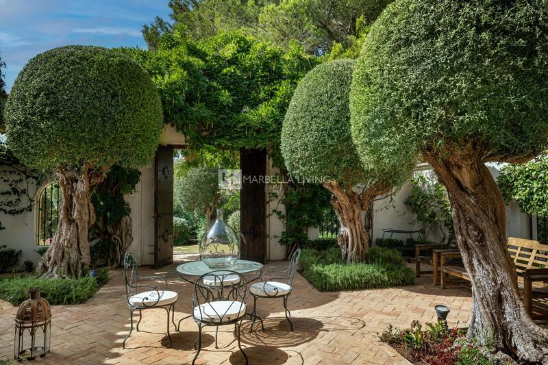 5 bedroom Villa for sale