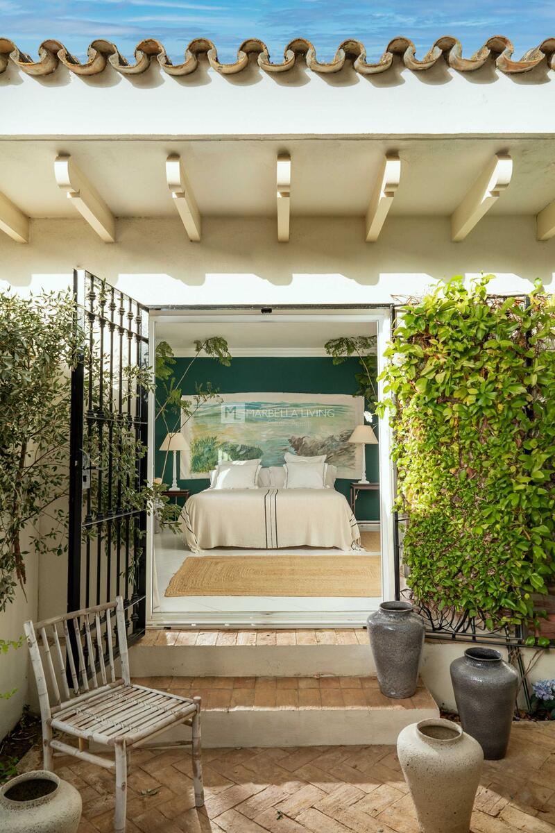 5 bedroom Villa for sale