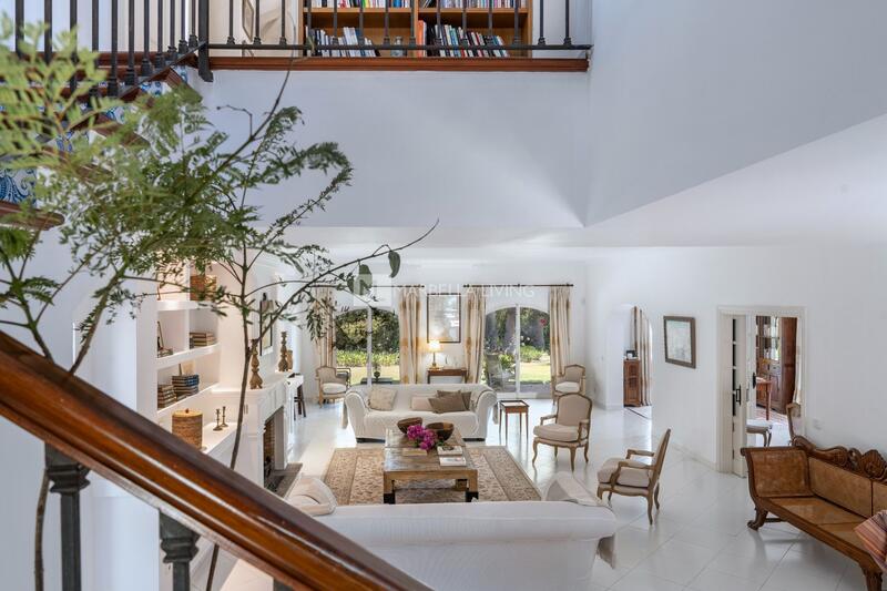 5 bedroom Villa for sale
