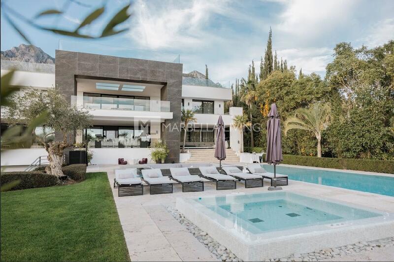 6 Schlafzimmer Villa für Kurzzeitmiete