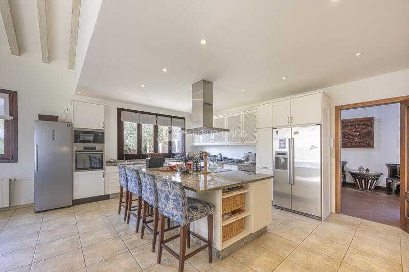 5 bedroom Villa for sale