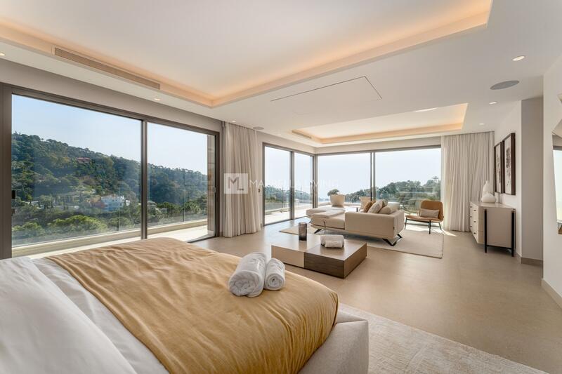 6 bedroom Villa for sale