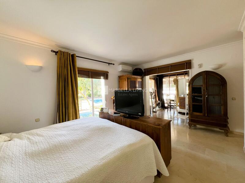 6 Cuarto Villa en venta