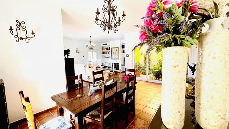 3 bedroom Villa for sale