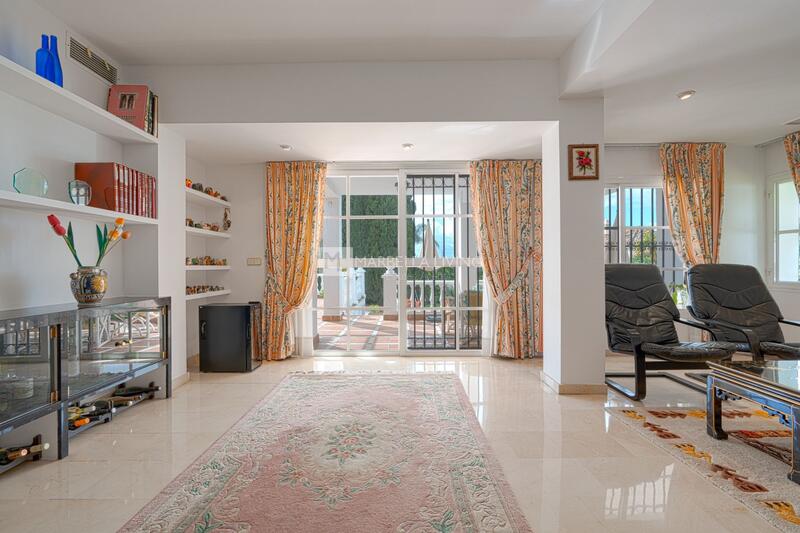 6 Schlafzimmer Villa zu verkaufen
