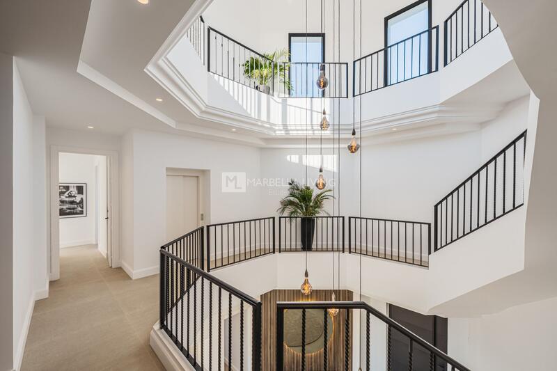 6 bedroom Villa for sale