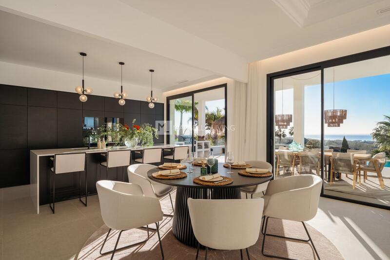 6 bedroom Villa for sale