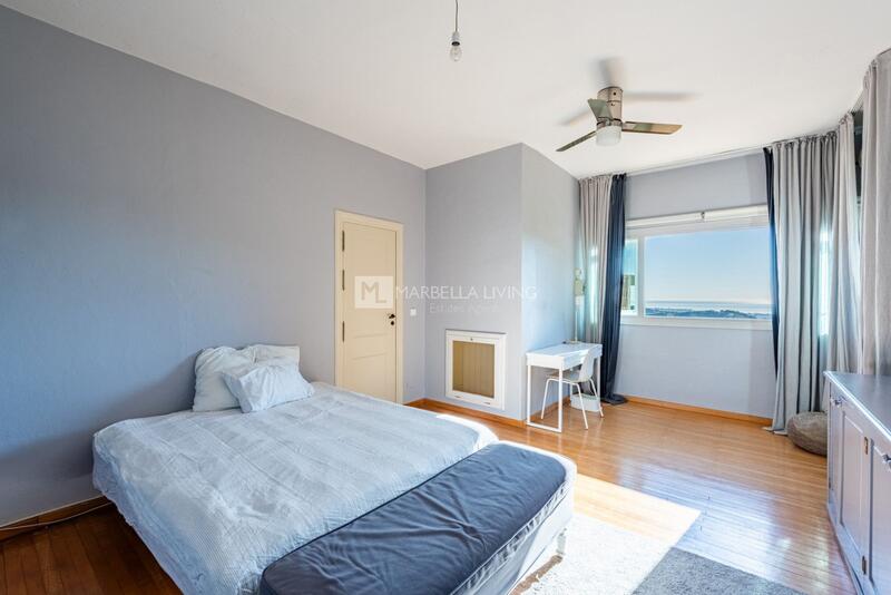 9 bedroom Villa for sale