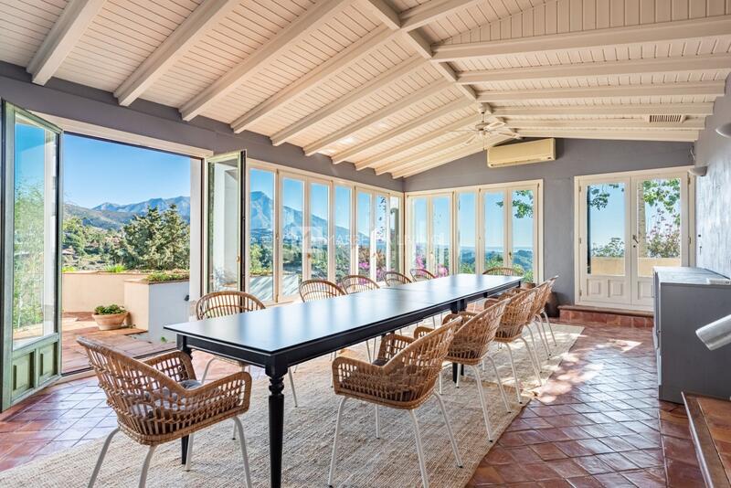 9 bedroom Villa for sale