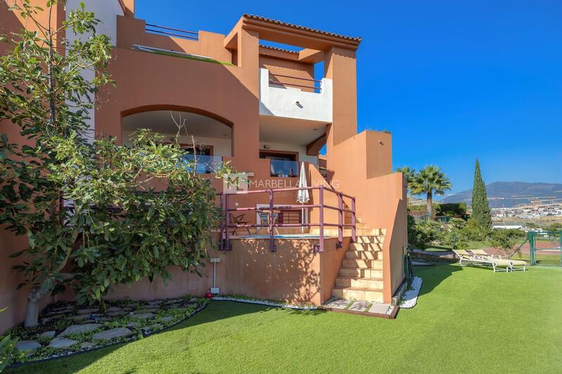 Country House for sale in Benahavis, Málaga