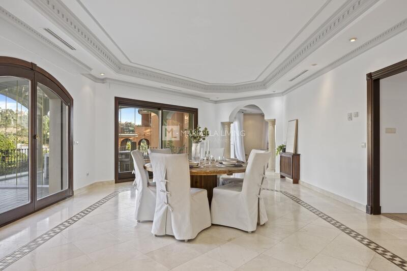 6 Schlafzimmer Villa zu verkaufen