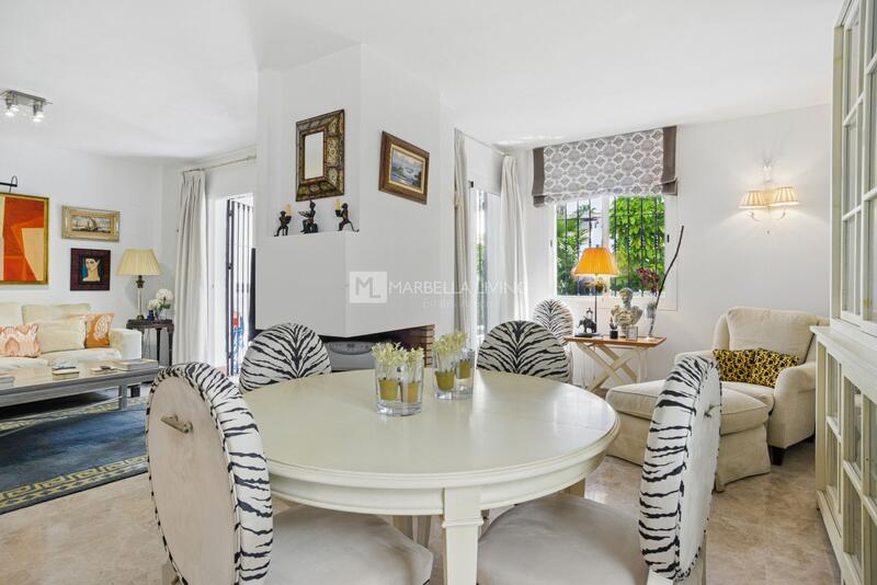 3 slaapkamer Gezinswoning Te koop