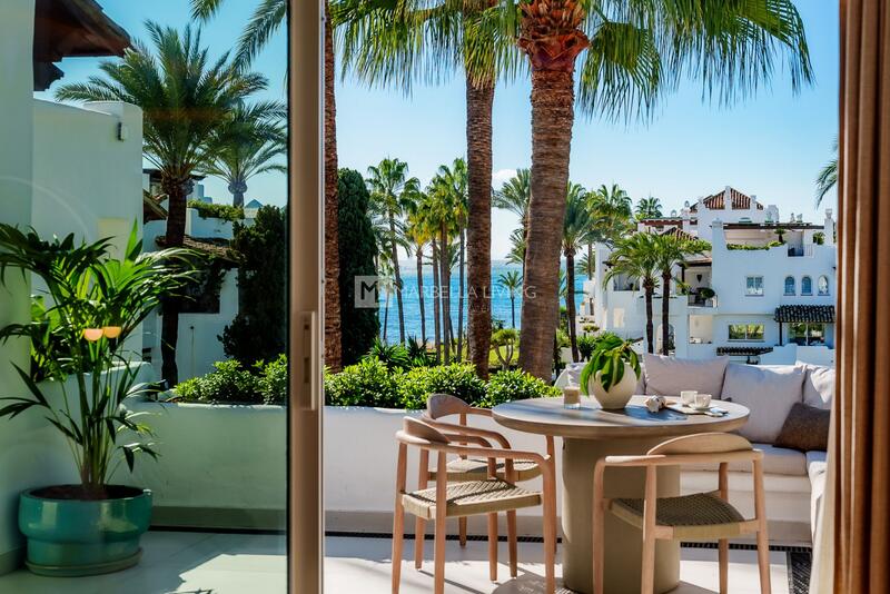 Duplex til salgs i Estepona, Málaga