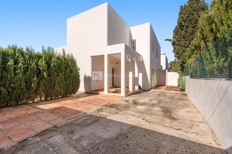6 Cuarto Villa en venta