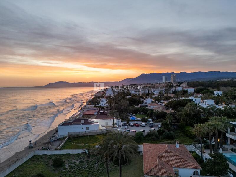 6 Cuarto Villa en venta