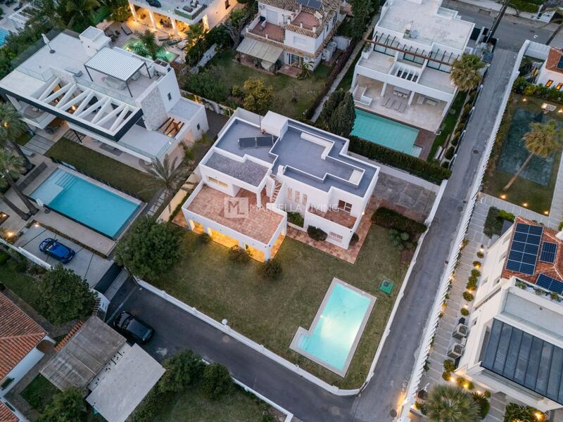 6 Cuarto Villa en venta