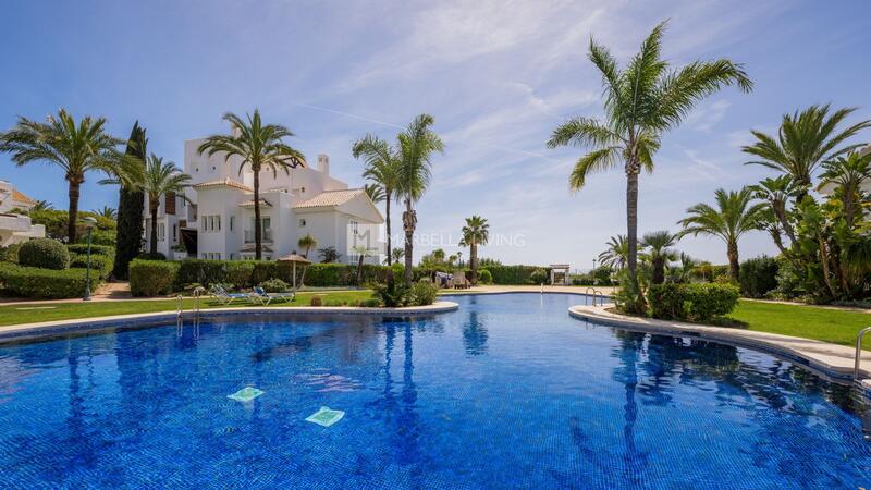 Apartment for sale in Marbella del Este, Málaga