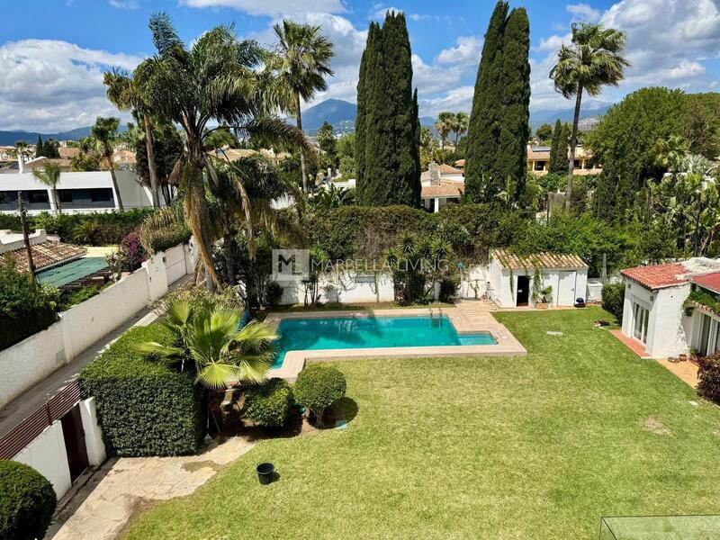 6 bedroom Villa for Long Term Rent