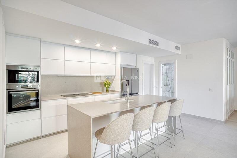 4 bedroom Apartment for sale