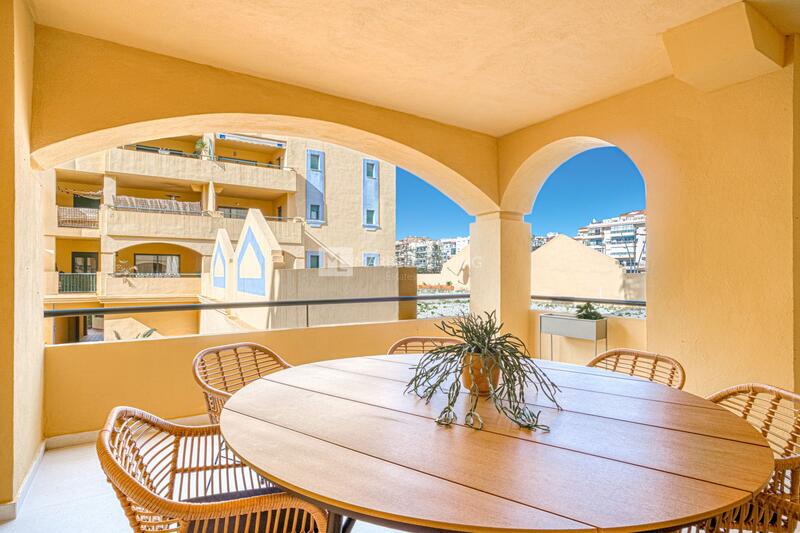 4 bedroom Apartment for sale