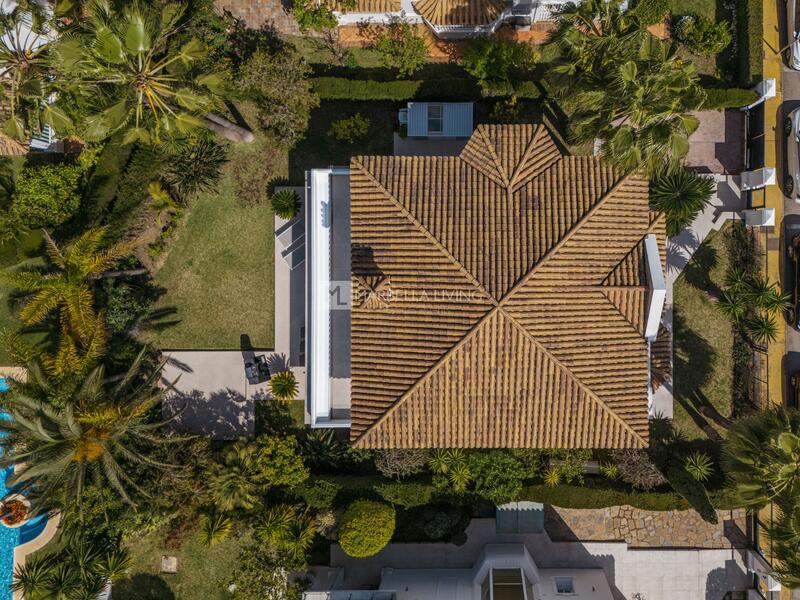 4 Cuarto Villa en venta