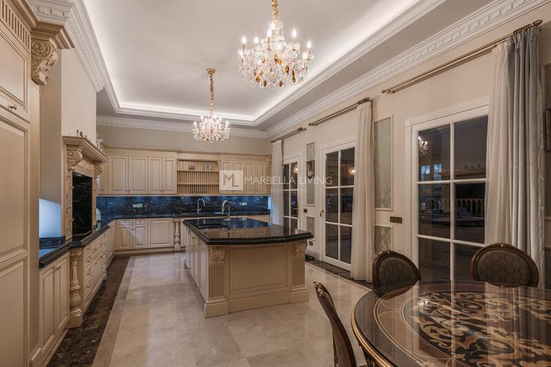 7 Cuarto Villa en venta