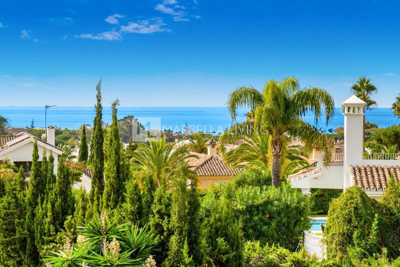 6 bedroom Villa for sale