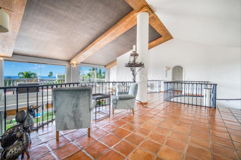 6 bedroom Villa for sale