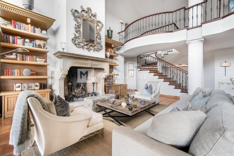6 bedroom Villa for sale